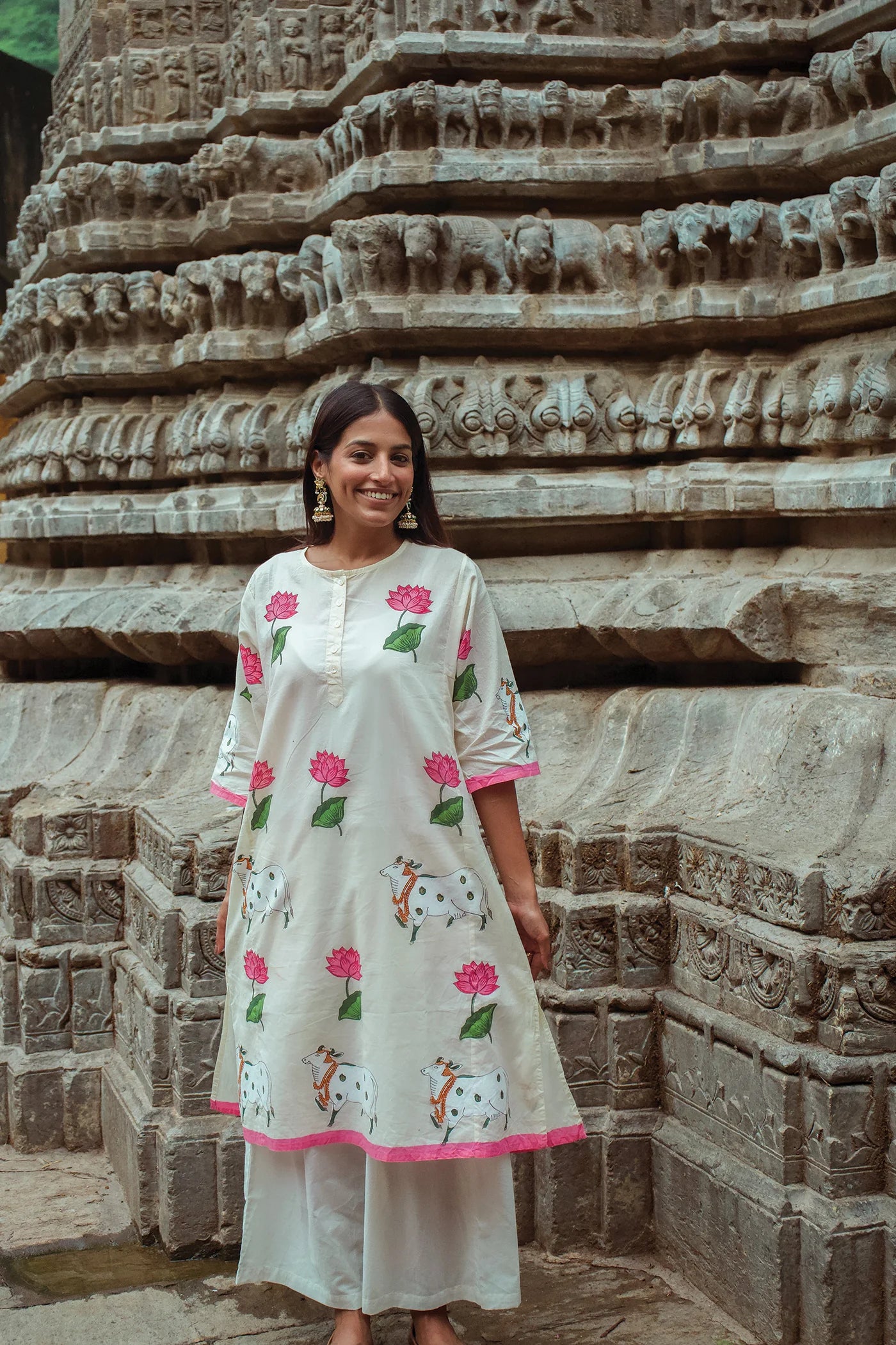 Ivory Cow Motif Printed Cotton Kurta