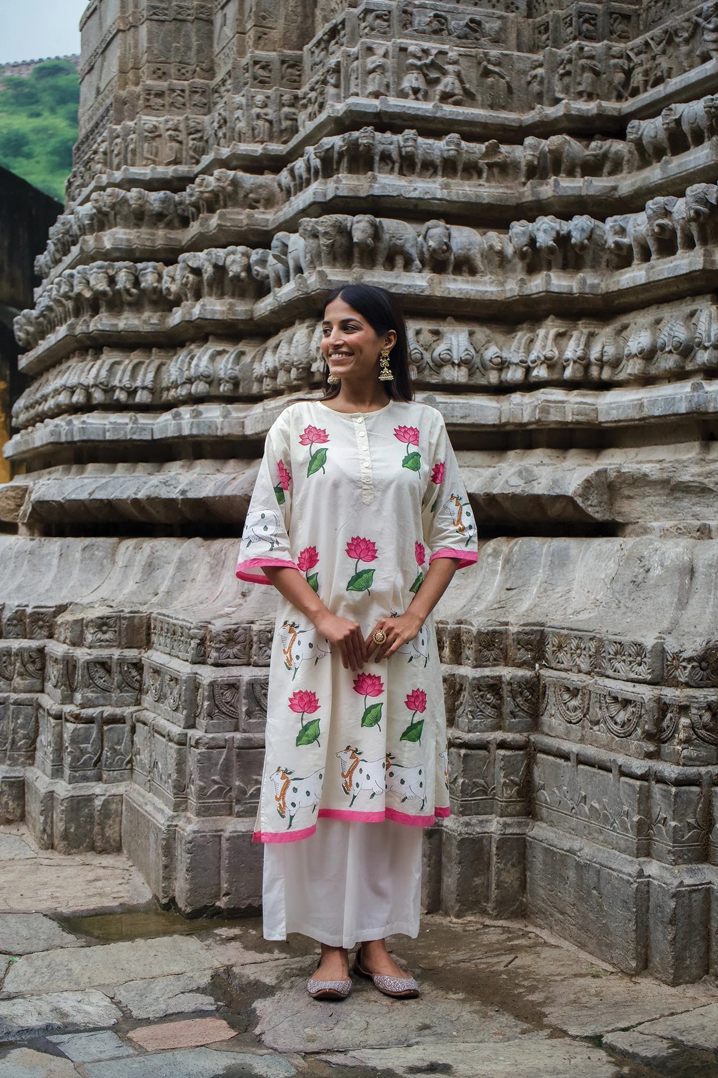 Ivory Cow Motif Printed Cotton Kurta