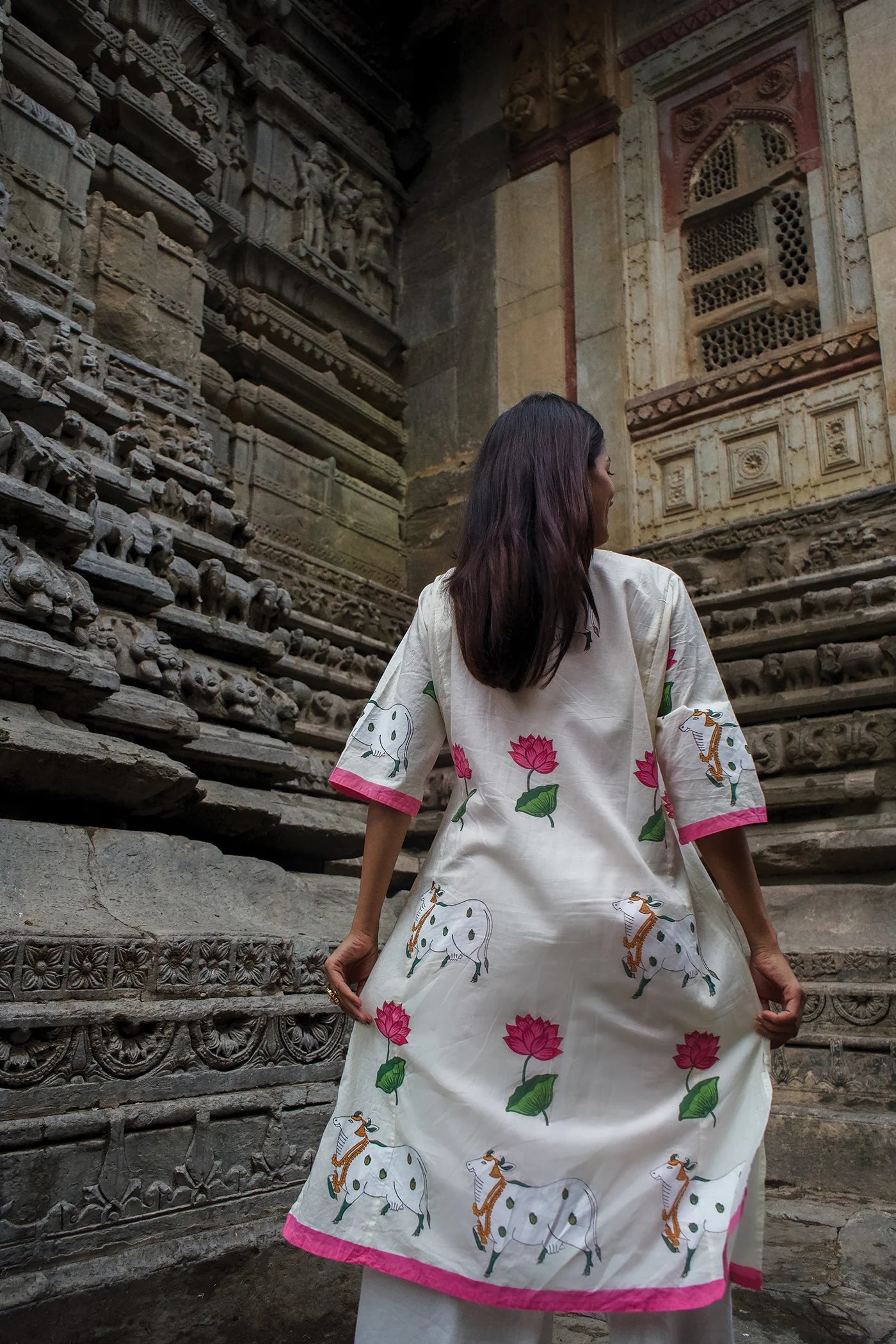 Ivory Cow Motif Printed Cotton Kurta