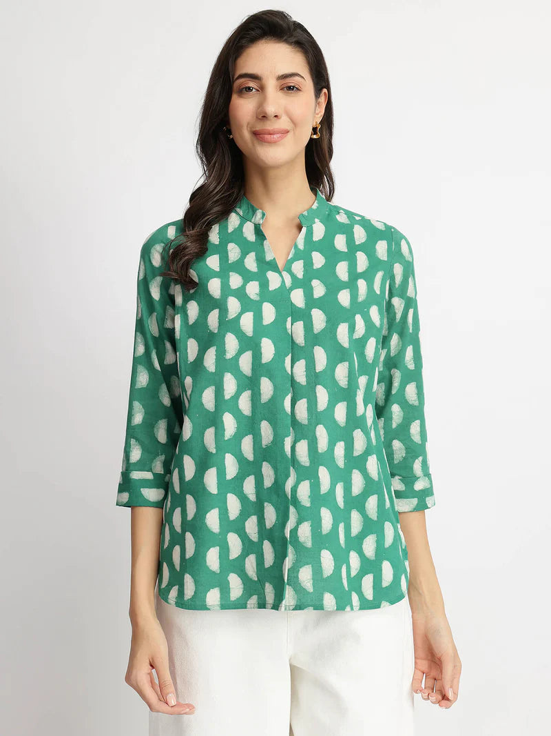 Green Abstract Print Casual Top