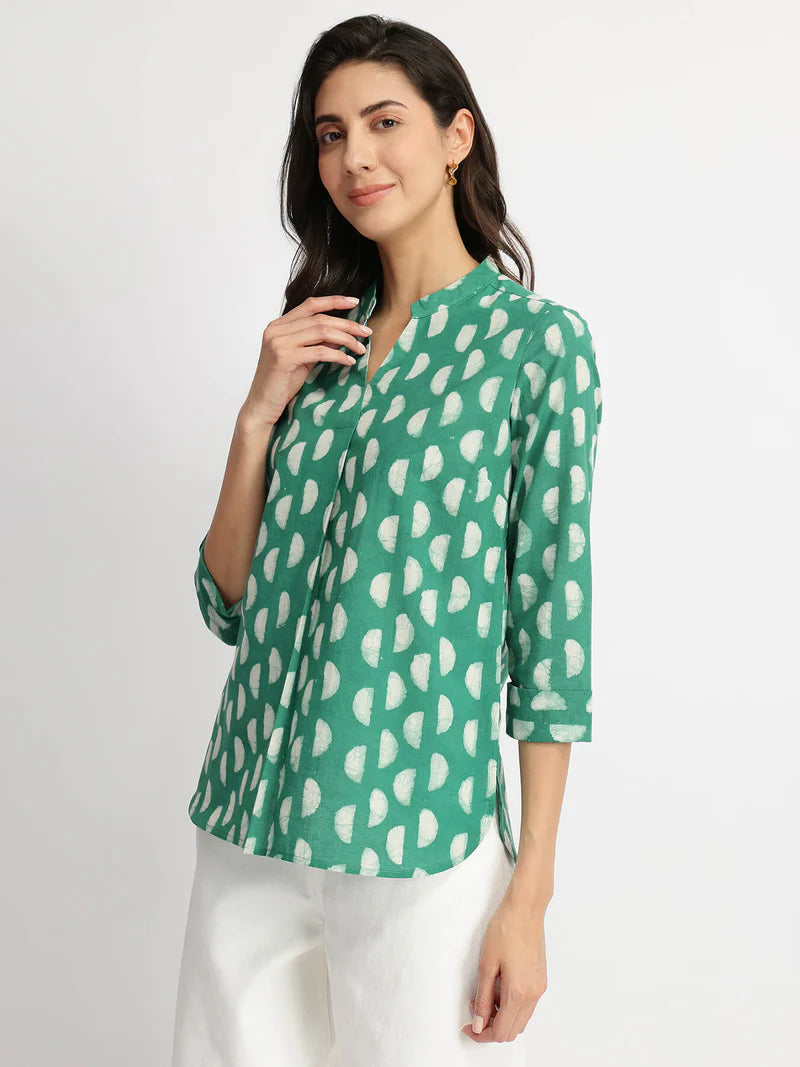 Green Abstract Print Casual Top